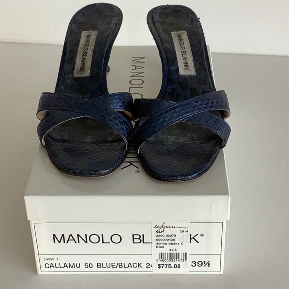 Manolo Blahnik kitten heel shoes 39.5